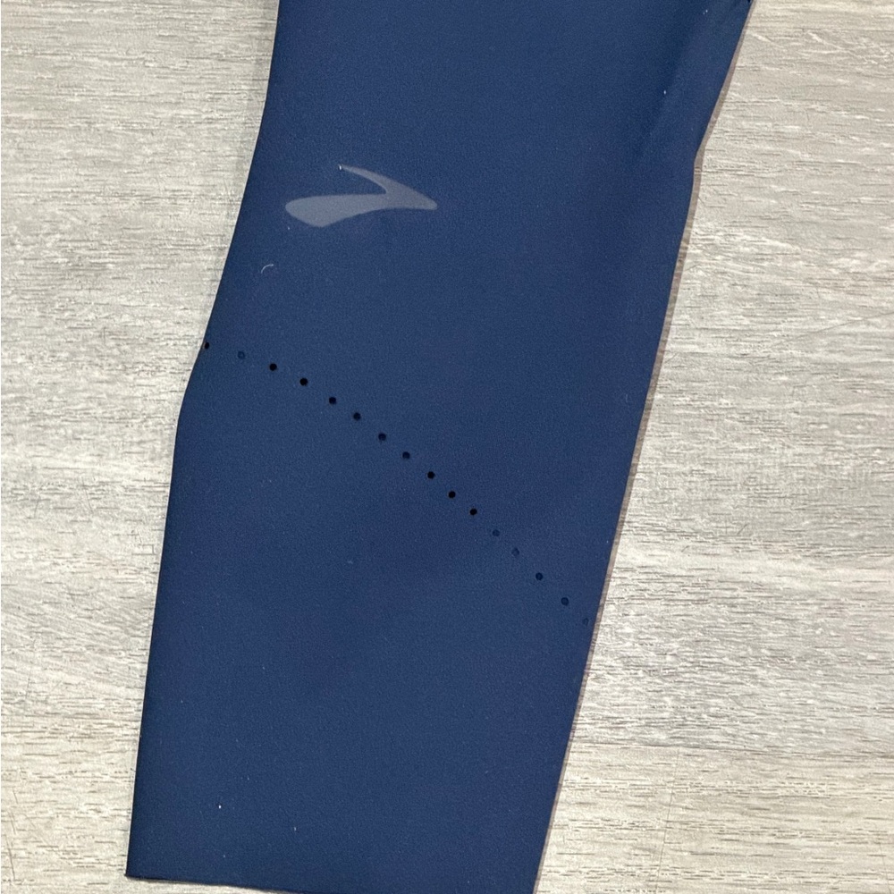 Brooks Spark Capri Navy Blue Women’s Medium - Picture 9 of 11